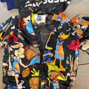 Size 8 space jam jacket (56/5)